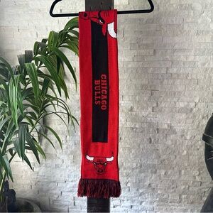 Chicago Bulls Black Red Basketball NBA Fan Logo Knit Tassel Scarf
